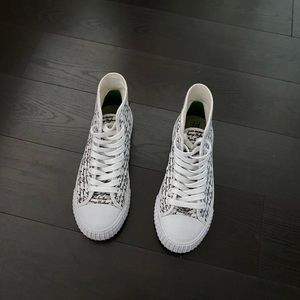 PF Flyers high top men’s